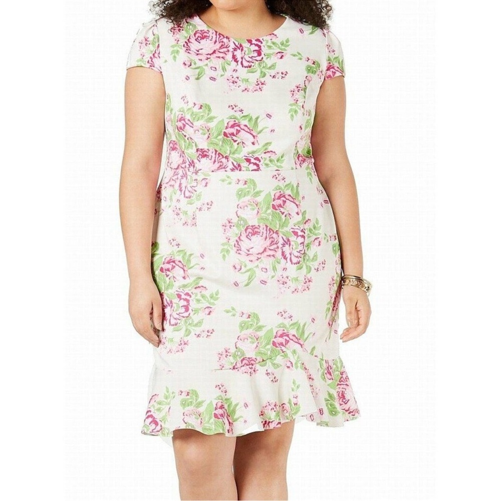 🎉HP🎉 Betsey Johnson Floral Boutique Ruffle Hem Dress